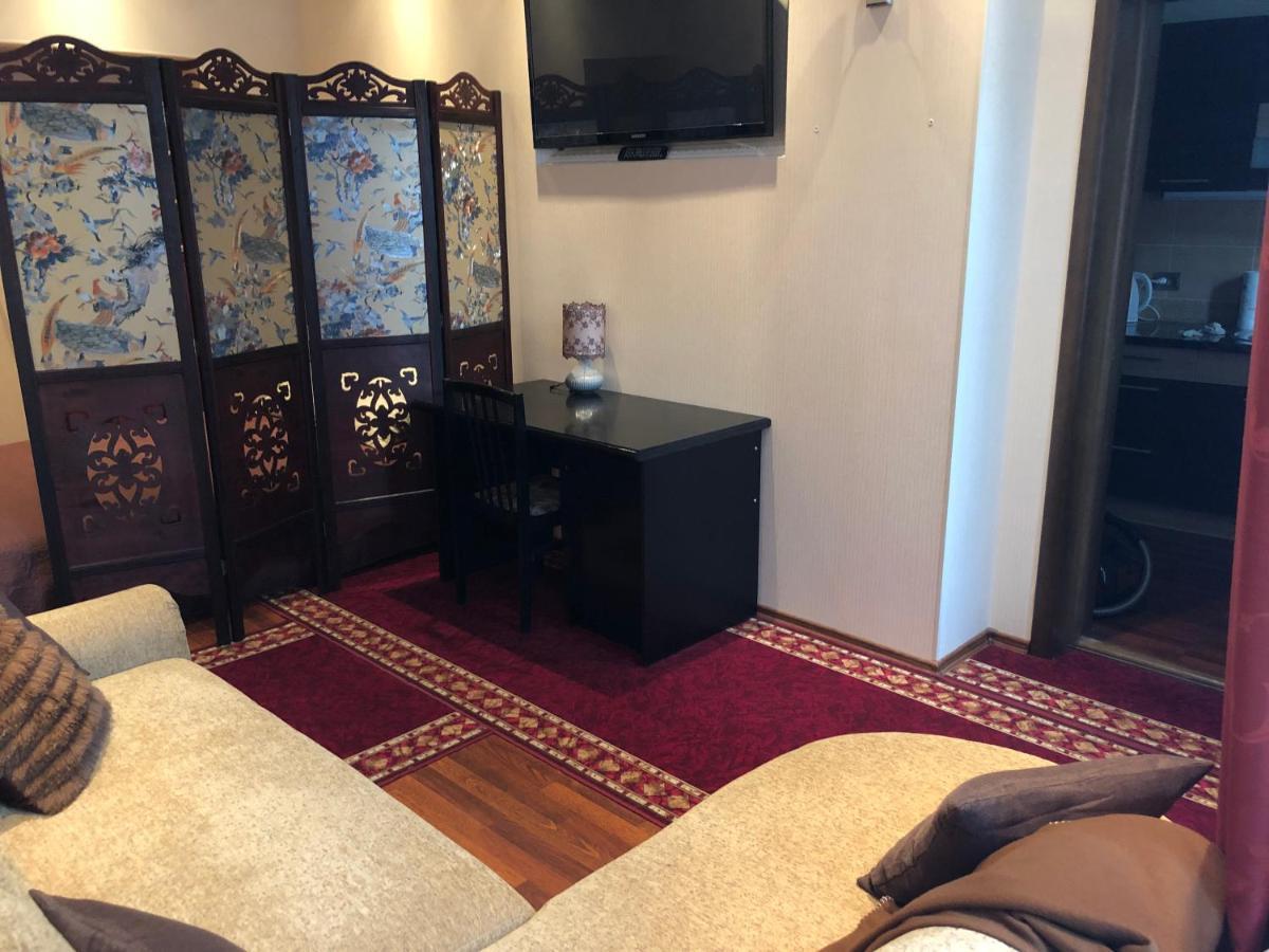 Colorful Apartment With Unique Style Riga Ngoại thất bức ảnh